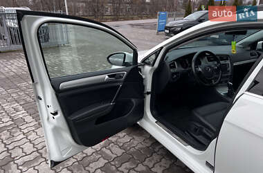 Универсал Volkswagen Golf 2016 в 