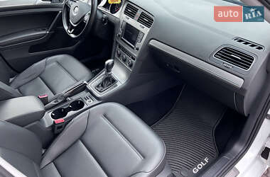 Универсал Volkswagen Golf 2016 в 