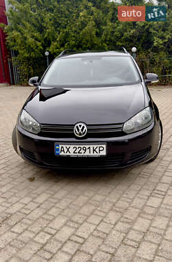 Універсал Volkswagen Golf 2010 в Харкові