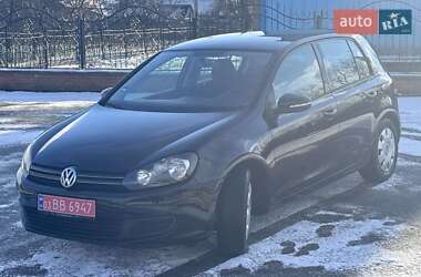 Хетчбек Volkswagen Golf 2010 в Горохові