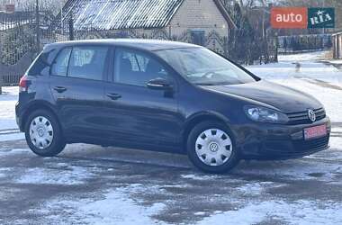 Хетчбек Volkswagen Golf 2010 в Горохові