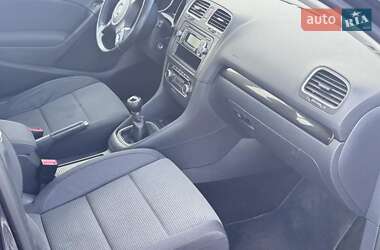 Хетчбек Volkswagen Golf 2010 в Горохові