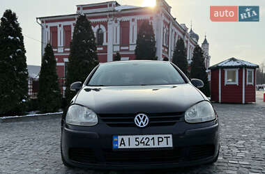 Хэтчбек Volkswagen Golf 2008 в Киеве