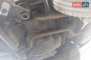 Хэтчбек Volkswagen Golf 2005 в 