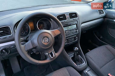 Универсал Volkswagen Golf 2012 в Луцке