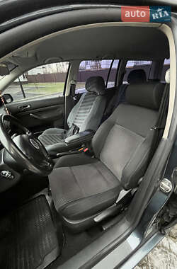Универсал Volkswagen Golf 2003 в 