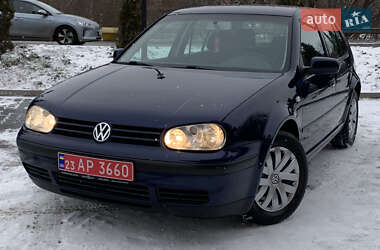 Хетчбек Volkswagen Golf 2002 в Хмельницькому