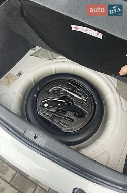 Хэтчбек Volkswagen Golf 2009 в 