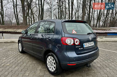 Хетчбек Volkswagen Golf 2005 в Вінниці