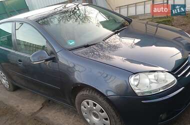 Хетчбек Volkswagen Golf 2007 в 