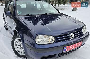 Хетчбек Volkswagen Golf 2002 в Тернополі