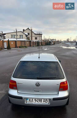 Хетчбек Volkswagen Golf 2002 в Борисполі