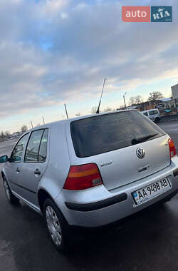 Хетчбек Volkswagen Golf 2002 в Борисполі