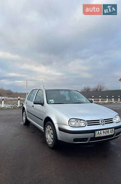 Хетчбек Volkswagen Golf 2002 в Борисполі