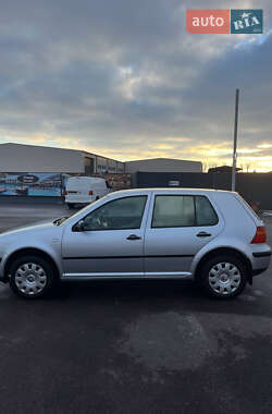 Хетчбек Volkswagen Golf 2002 в Борисполі