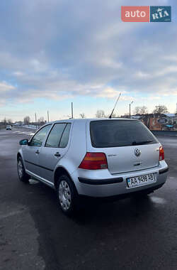 Хетчбек Volkswagen Golf 2002 в Борисполі