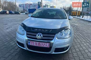 Універсал Volkswagen Golf 2009 в Луцьку