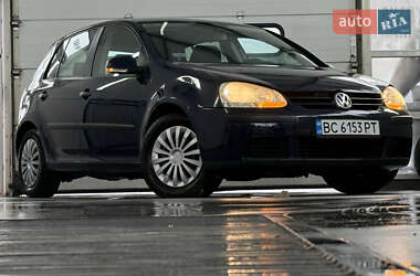 Хэтчбек Volkswagen Golf 2004 в Дрогобыче