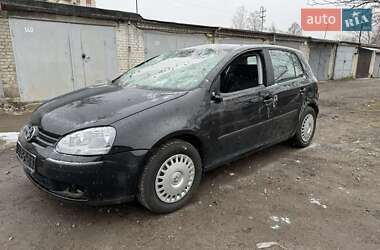 Хетчбек Volkswagen Golf 2004 в Хмельницькому