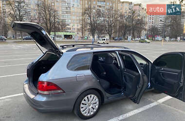 Универсал Volkswagen Golf 2010 в 