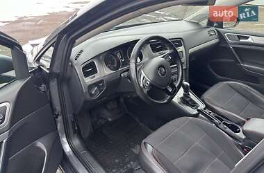 Хетчбек Volkswagen Golf 2014 в Умані