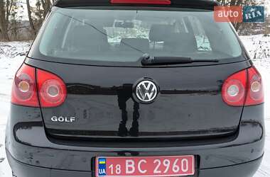 Хетчбек Volkswagen Golf 2006 в Звягелі