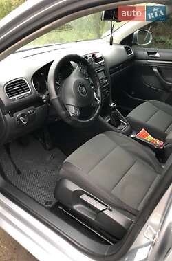 Универсал Volkswagen Golf 2011 в 