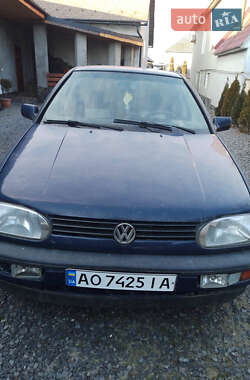 Хэтчбек Volkswagen Golf 1992 в Ужгороде