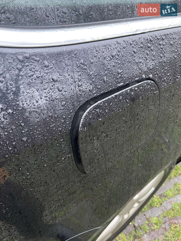 Універсал Volkswagen Golf 2011 в Києві