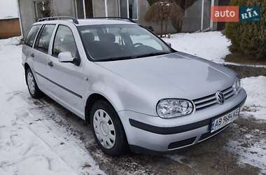 Універсал Volkswagen Golf 2006 в Вінниці