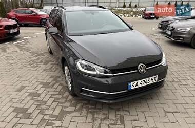 Универсал Volkswagen Golf 2017 в Киеве