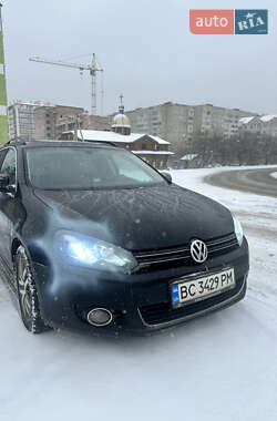 Універсал Volkswagen Golf 2012 в Львові