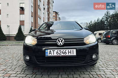 Хэтчбек Volkswagen Golf 2010 в Ивано-Франковске