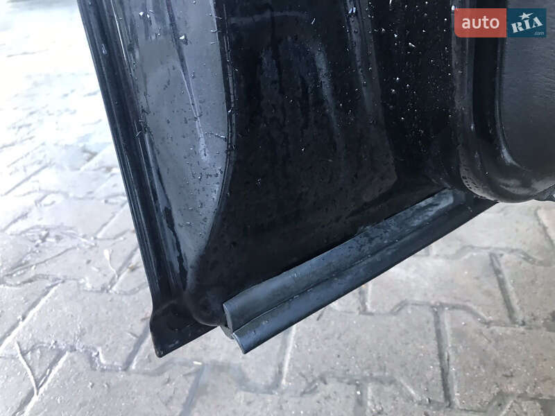 Хетчбек Volkswagen Golf 2003 в Снятині