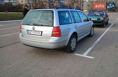 Универсал Volkswagen Golf 2003 в Каменском