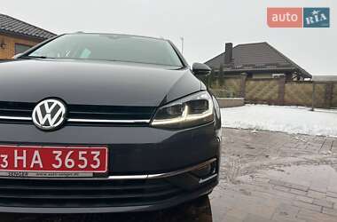 Универсал Volkswagen Golf 2019 в Луцке