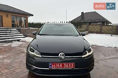 Универсал Volkswagen Golf 2019 в Луцке