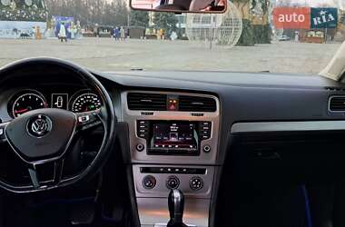 Хэтчбек Volkswagen Golf 2014 в Кременчуге