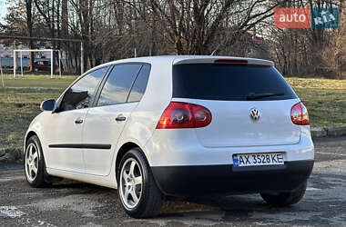 Хэтчбек Volkswagen Golf 2004 в Ивано-Франковске