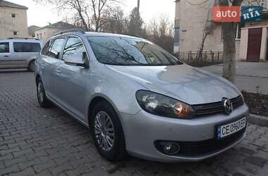 Універсал Volkswagen Golf 2010 в Чернівцях