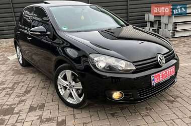 Хэтчбек Volkswagen Golf 2010 в Черкассах