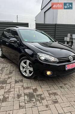 Хэтчбек Volkswagen Golf 2010 в Черкассах