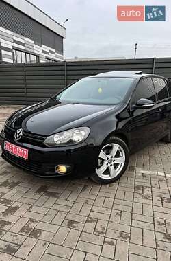 Хетчбек Volkswagen Golf 2010 в Черкасах