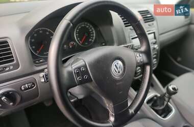 Універсал Volkswagen Golf 2009 в Львові