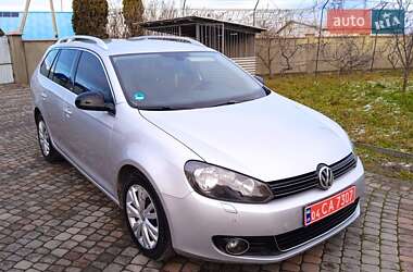 Універсал Volkswagen Golf 2012 в Чернівцях