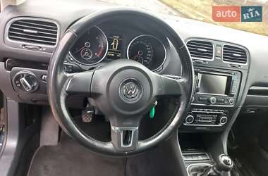 Универсал Volkswagen Golf 2011 в Млинове