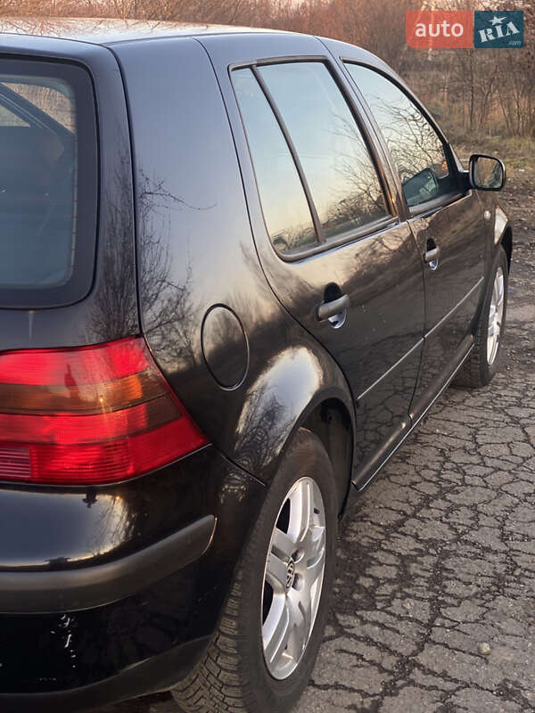 Хэтчбек Volkswagen Golf 2002 в Ивано-Франковске фото 5 Хэтчбек Volkswagen Golf 2002 в Ивано-Франковске