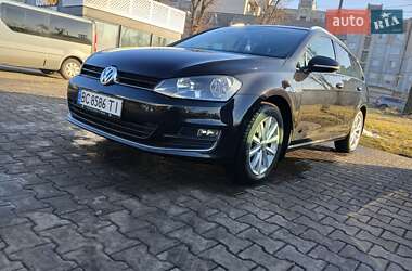 Універсал Volkswagen Golf 2015 в Червонограді