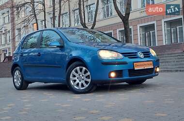 Хетчбек Volkswagen Golf 2004 в Одесі