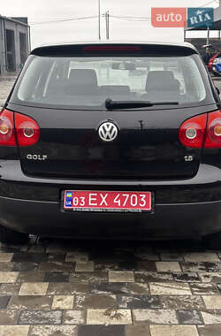 Хетчбек Volkswagen Golf 2005 в Полтаві